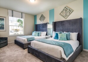 10 slaapkamers, een strijkplank/strijkijzer, wifi, beddengoed