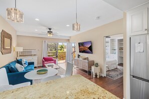 TV - SoCal Chic At Omni La Costa Resort & Spa (Carlsbad)