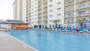 Outdoor pool, a heated pool - Stunning, renovated 3/2 condo on the beach, 2 large Ocean front pools. Sleeps 8 (Panama City Beach)