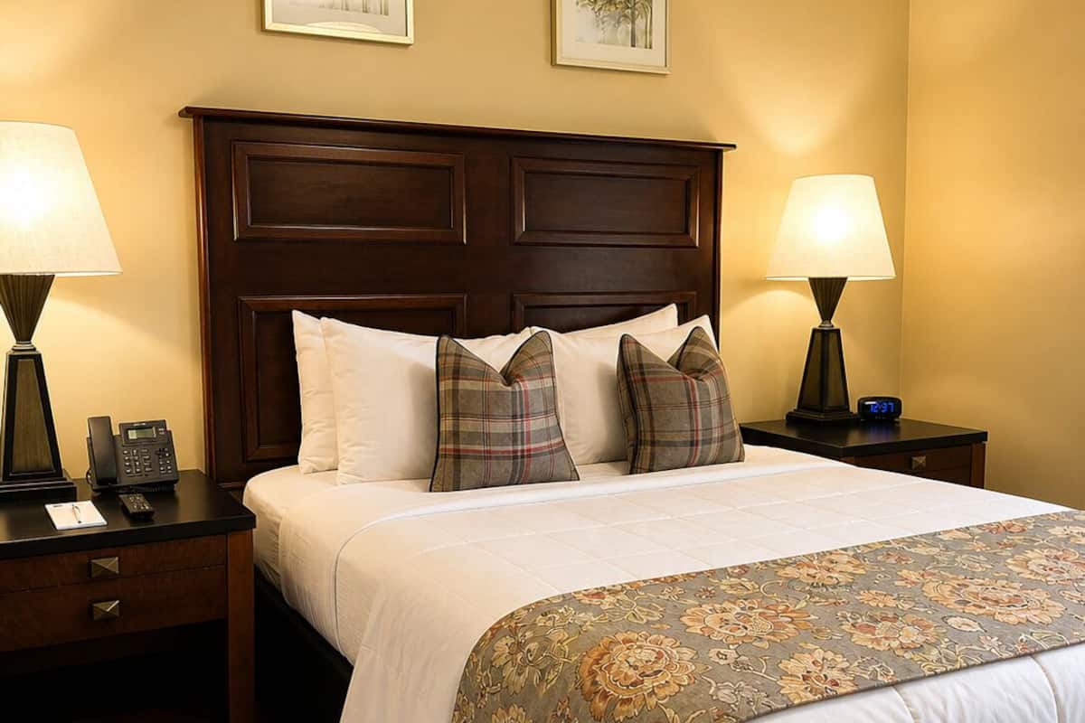 Queen Suite | Premium bedding, in-room safe, individually decorated