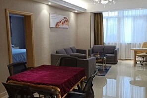 Interior - Vienna Hotel (Shou County Jingrun Central City) (Shou County)
