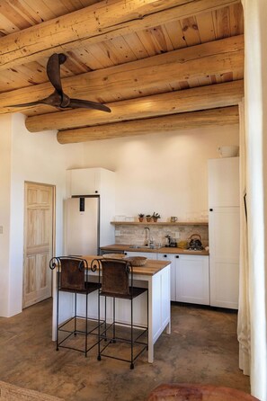 Fridge, microwave, dishwasher, coffee/tea maker