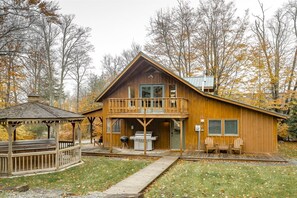 Chalet (Base Camp) | Exterior