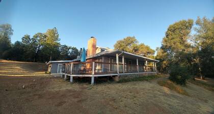 Deer Meadow Ranch in Midpines, close to Yosemite