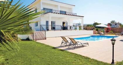 Villa Gabriella - Secluded and Private Luxury!