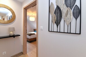 2 Schlafzimmer, Zimmersafe, Bügeleisen/Bügelbrett, Reisekinderbett