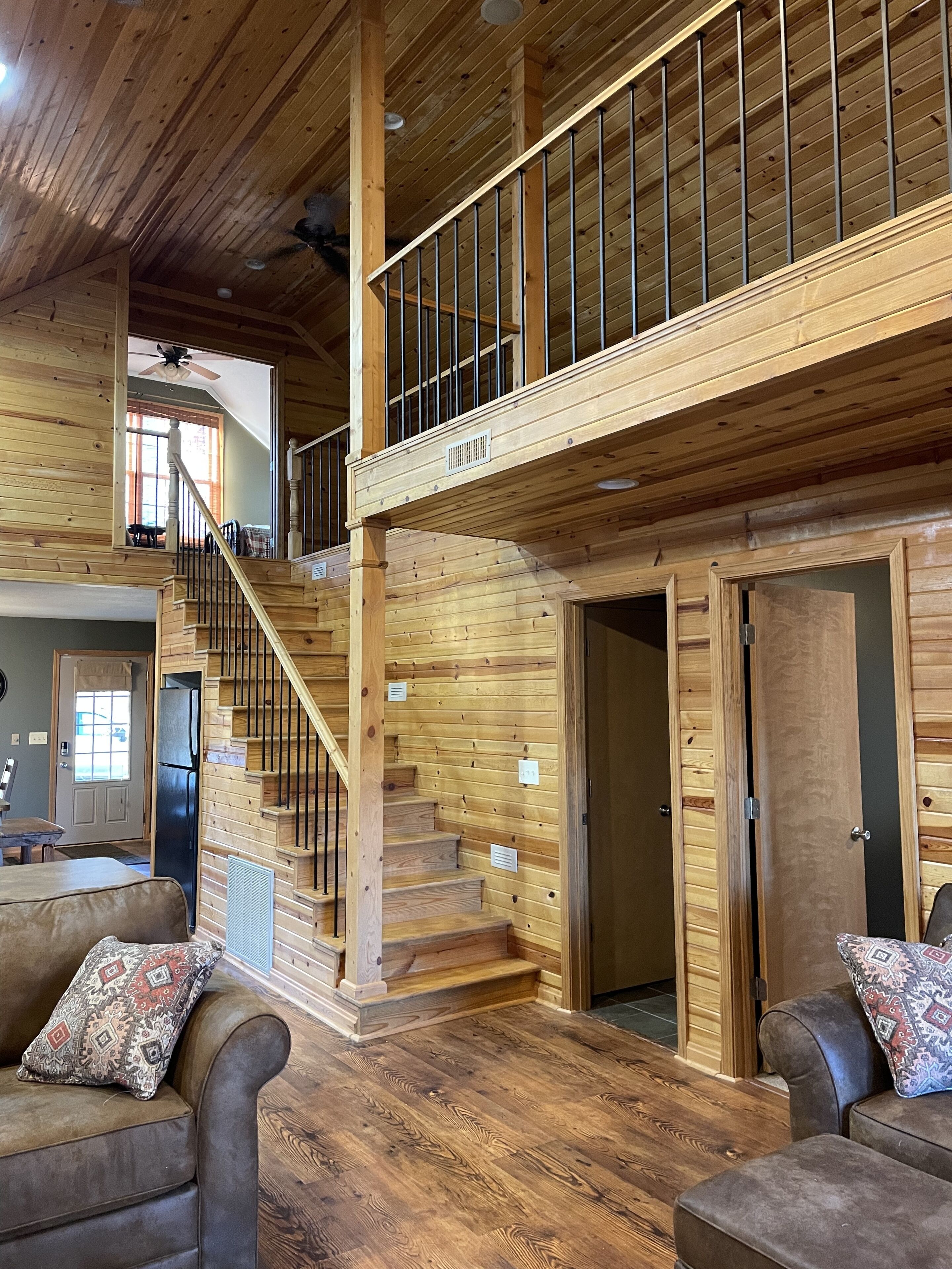 المنشأة من الداخل