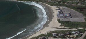 Beach nearby - The Cottage in Bonnet Shores Private Beach Community (Narragansett)