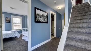 3 bedrooms, in-room safe, iron/ironing board, free WiFi