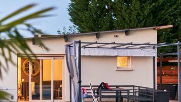 Piscine extérieure, piscine chauffée