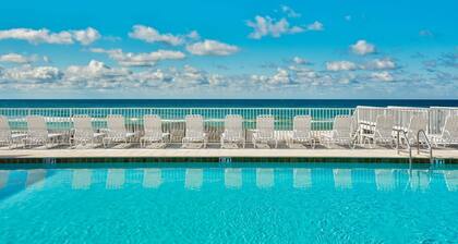 Coastal Living is an exquisite home sat directly on the beautiful beaches of Carillon.