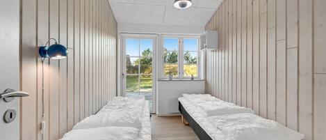 3 habitaciones, cuna de viaje y wifi gratis