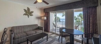 Waterfront Condo - Sunset View of Tampa Bay