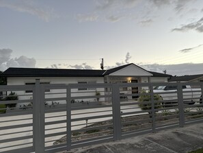 Exterior - Spacious Getaway Home Waiting for You! (Homestead)