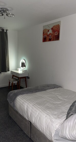 2 bedrooms, WiFi, bed sheets