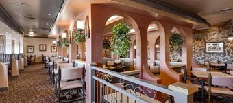 Extend a Suites Airport 