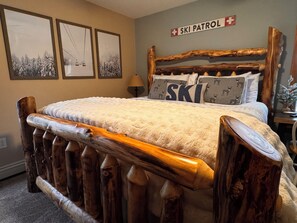 5 bedrooms, iron/ironing board, free WiFi, bed sheets