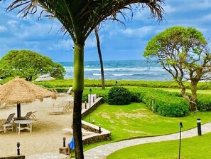 Property grounds - Beachfront Resort, Oceanview Room, Restaurants on site, 4 Beautiful Pools (Lihue)
