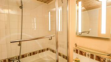 Cottage | Bathroom