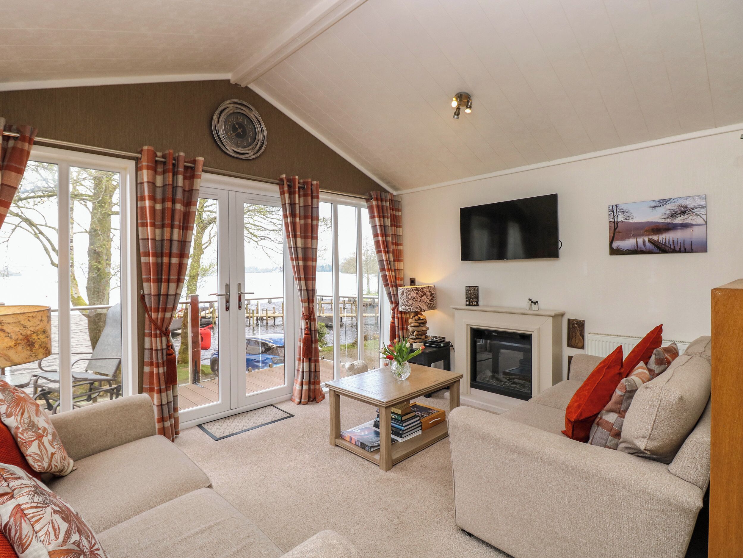 Cottage | Living area