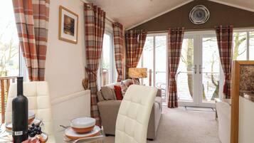 Cottage | Living area