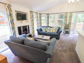 Living area - Forest Pines Lodge (Windermere)