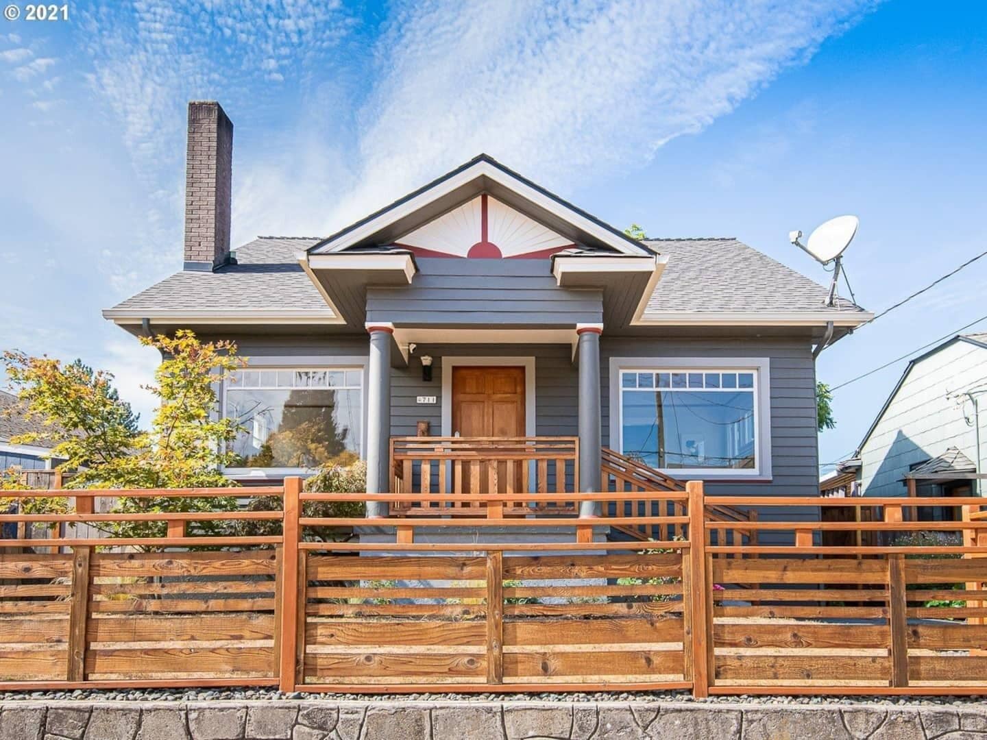 Sunny Alberta Arts Bungalow - 2 Blocks from Alberta - Quiet Street -  Pets OK!