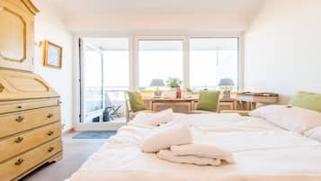 1 Schlafzimmer, BĂŒgeleisen/BĂŒgelbrett, WLAN, BettwĂ€sche