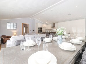 Dining - Lakes Lodge (Windermere)