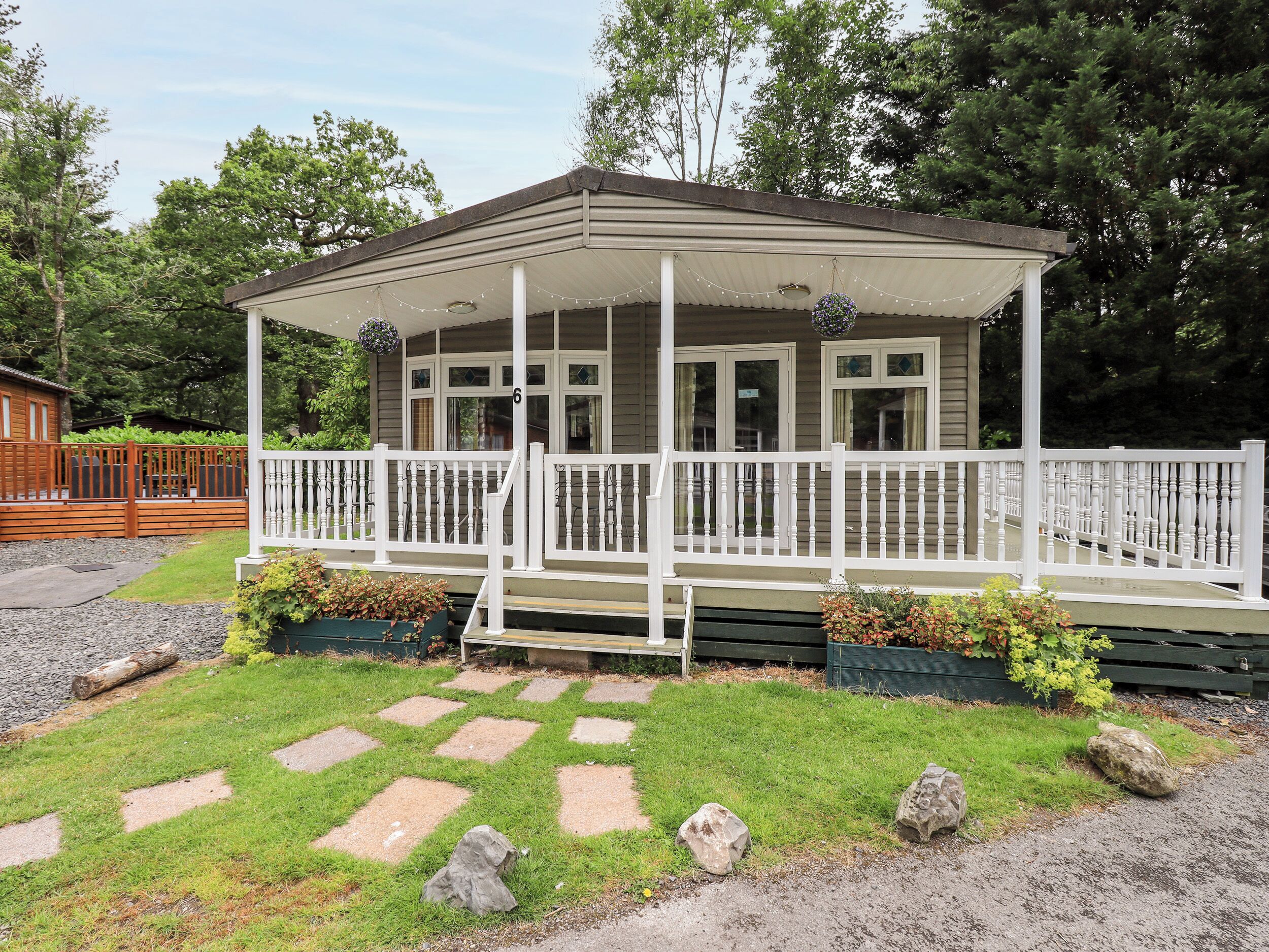 Cottage | Front of property