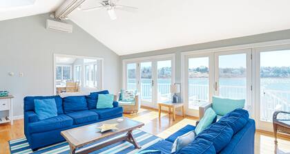 Updated Waterfront Gem on Saltwater Town Cove w/ Private Dock & Sunrise Views