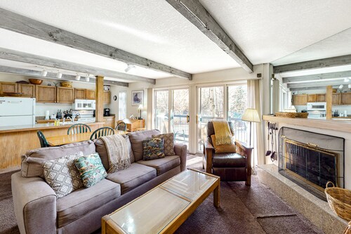 Charming Snowmass Village condo with fireplace, balcony, & amazing views