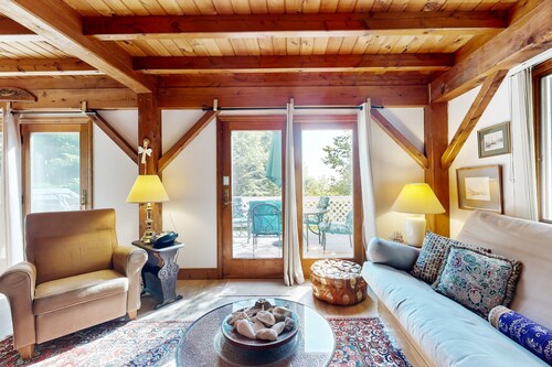 Romley House | Deck & New Luxe Kitchen | Near Boothbay Harbor