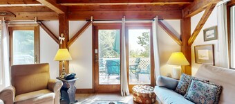 Romley House | Deck & New Luxe Kitchen | Near Boothbay Harbor