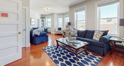 Boothbay Harbor penthouse in the heart of downtown with harbor views