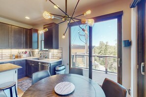 Dining - Brand-New Condo by the Blue River w/WiFi, Deck - Close to Downtown, Ski Resorts (Silverthorne)