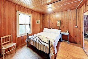 4 bedrooms, Internet, bed sheets