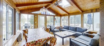 Mill Pond Cottage w/ Kayaks & Boat Launch Access