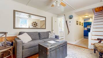 Télévision, cheminée, Netflix, Hulu