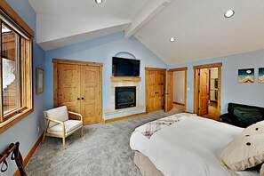 4 camere, una scrivania, Wi-Fi, lenzuola