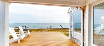 Dog Friendly Waterfront Hyannis Haven – Walk to Kalmus Beach