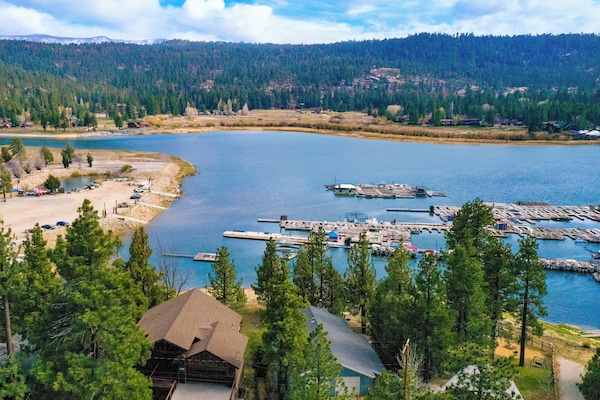 Your lakefront retreat.