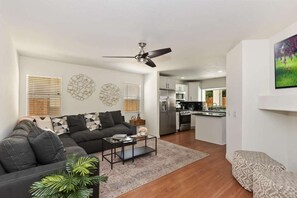 Smart TV, fireplace, offices