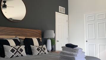 2 chambres, bureau, Wi-Fi gratuit, draps fournis
