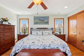 6 habitaciones, escritorio, wifi y ropa de cama 