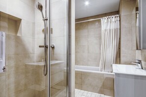 Hair dryer, towels