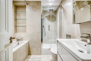 Hair dryer, towels