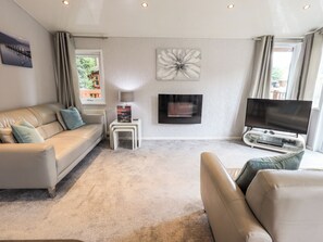 Cottage | Living area | DVD player - Buttermere Lodge (Windermere)