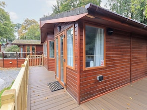 Cottage | Property grounds