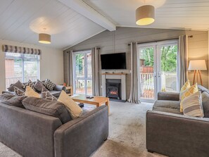 Cottage | Living room - Daffodils Lodge (Windermere)